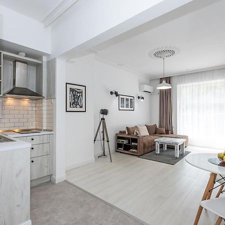 Jazz & Wine - Luxury Apartment By The Sea & Parking & Hbo & Netflix Varna Exterior foto