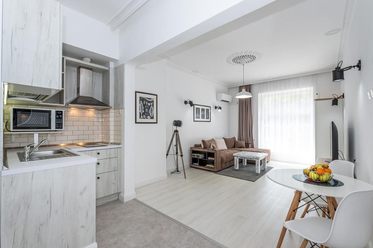 Jazz & Wine - Luxury Apartment By The Sea & Parking & Hbo & Netflix Varna Exterior foto